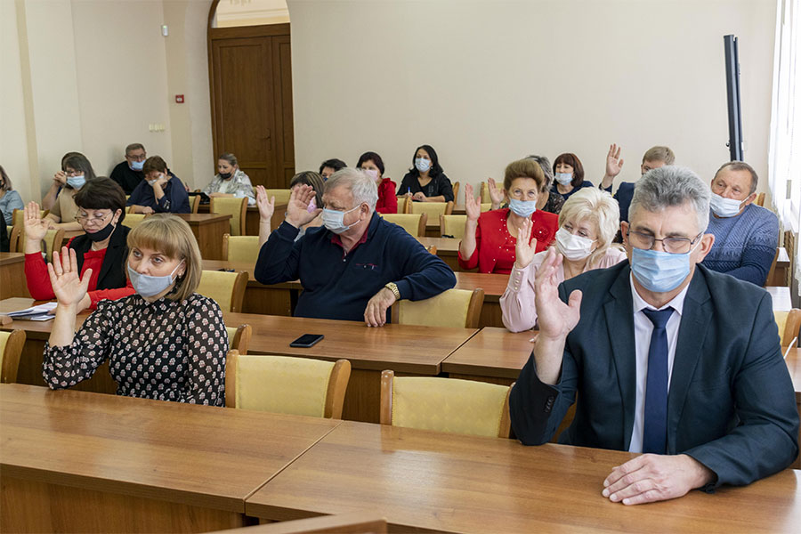 Состоялось первое заседание Собрания депутатов Целинского района нового состава