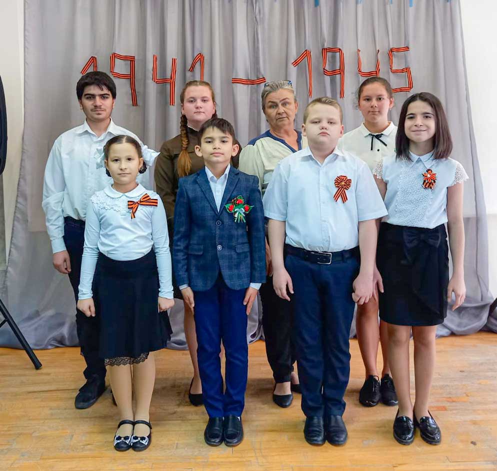 Юные вокалисты Целинской ДШИ приняли участие в акции «Георгиевская лента»