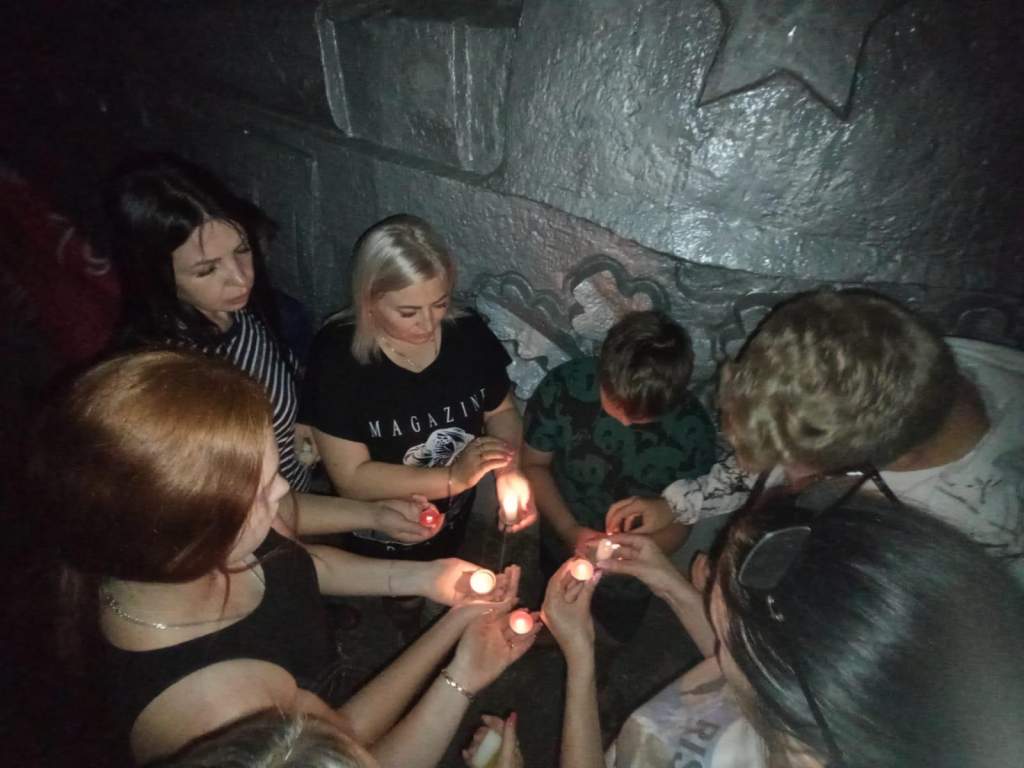 Накануне Дня памяти и скорби в поселке Юловский провели акцию «Свеча памяти»
