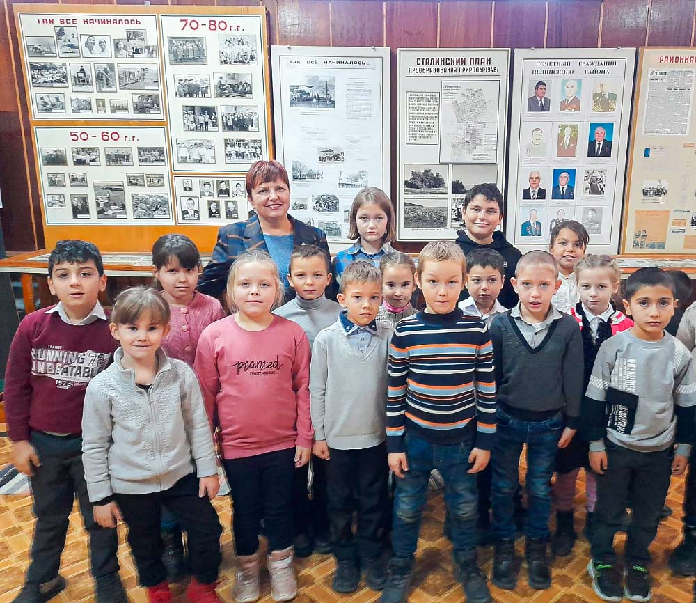 Школьники села Степное побывали на экскурсии в районном музее