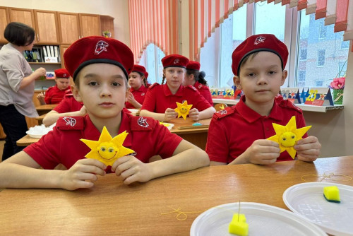 Юнармейцы Ростовской области участвуют во Всероссийской акции «Талисман добра»
