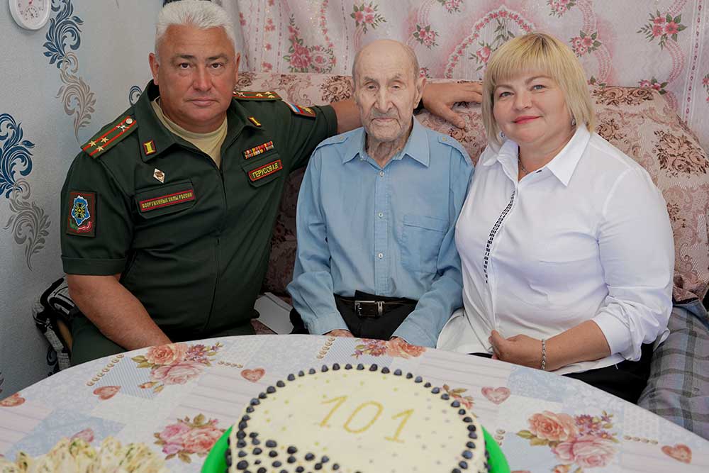 Целинец Виктор Ремизов отметил 101 день рождения