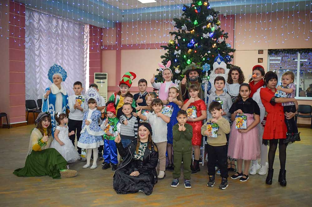 В Целинском РДК прошла елка для детей участников СВО